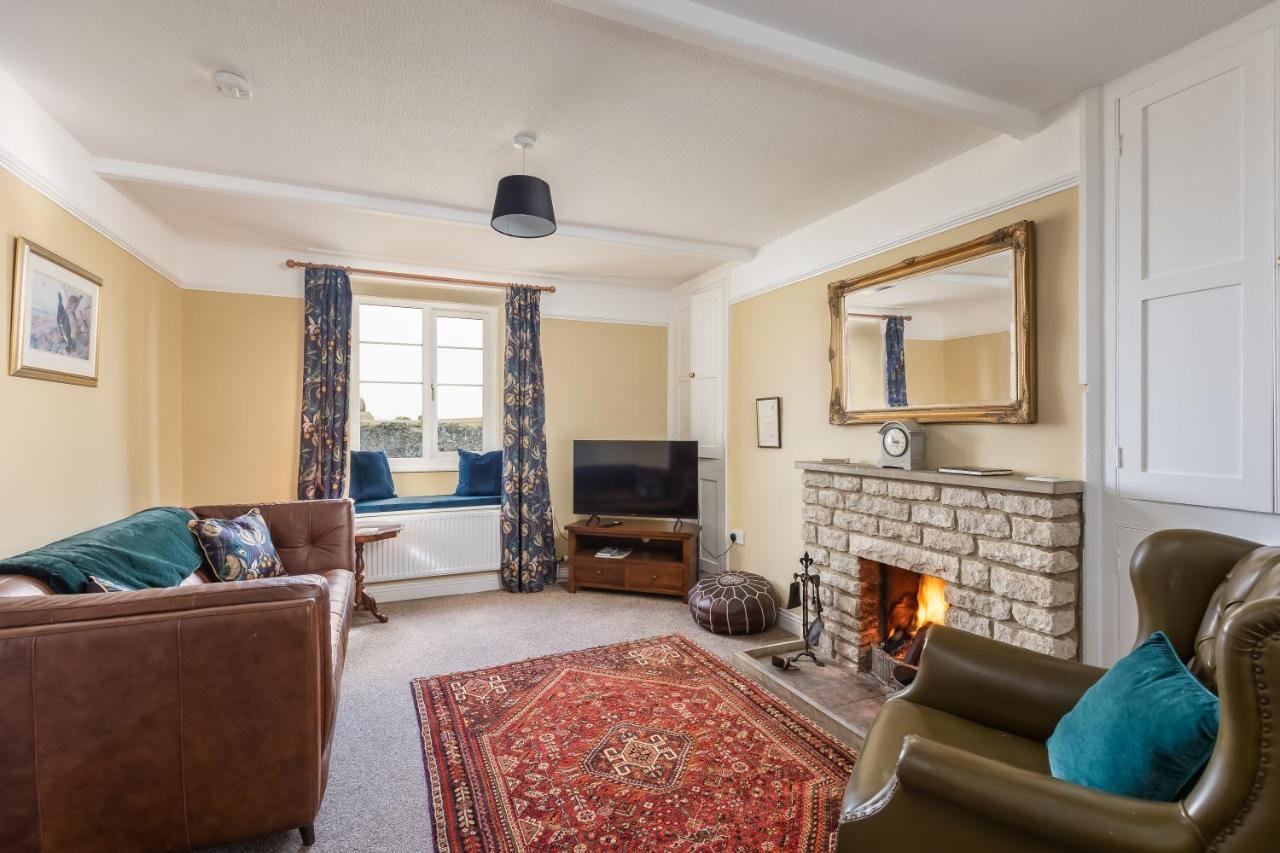 Luxury Farmhouse With Stunning Views And Hot Tub Ebberston エクステリア 写真