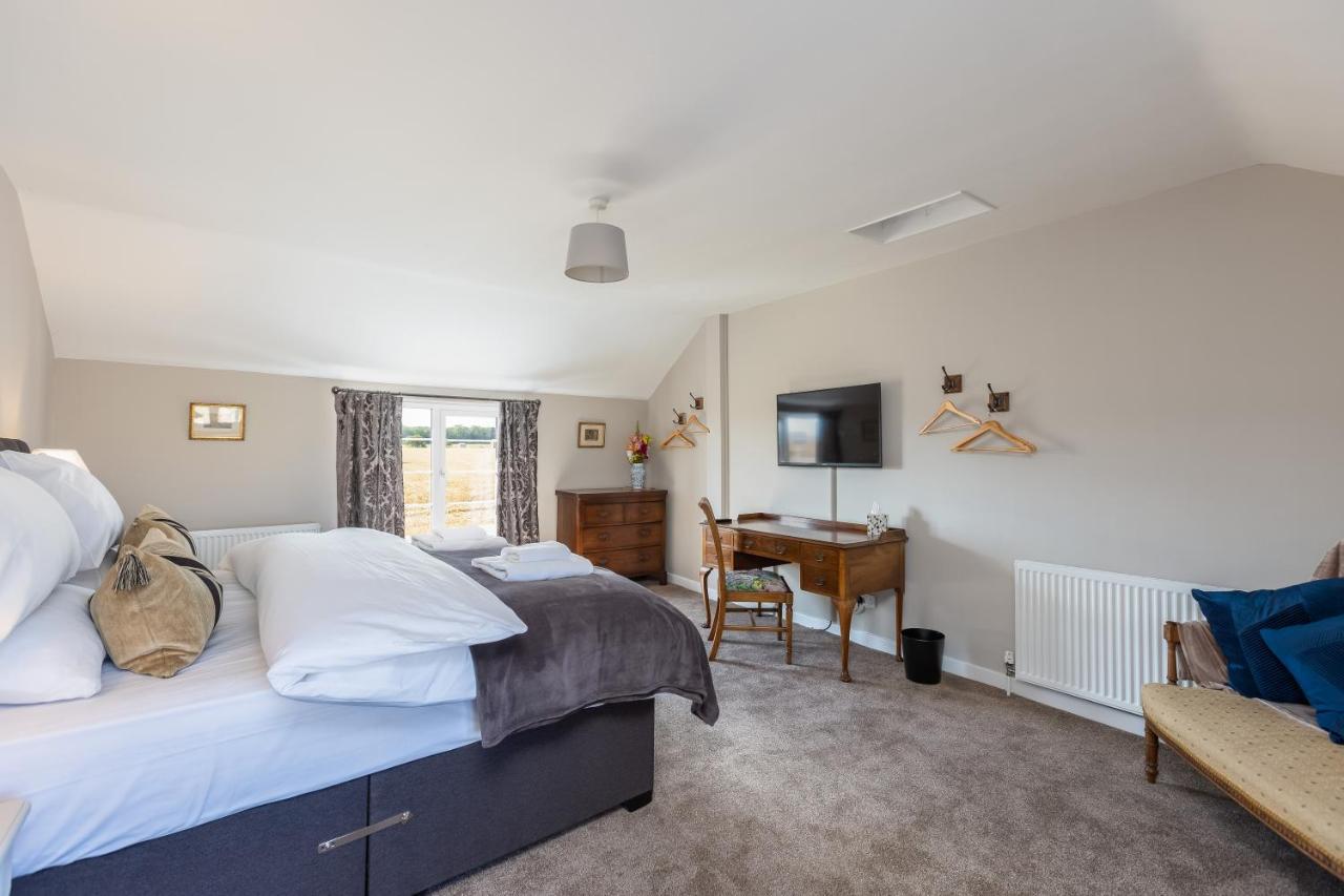 Luxury Farmhouse With Stunning Views And Hot Tub Ebberston エクステリア 写真
