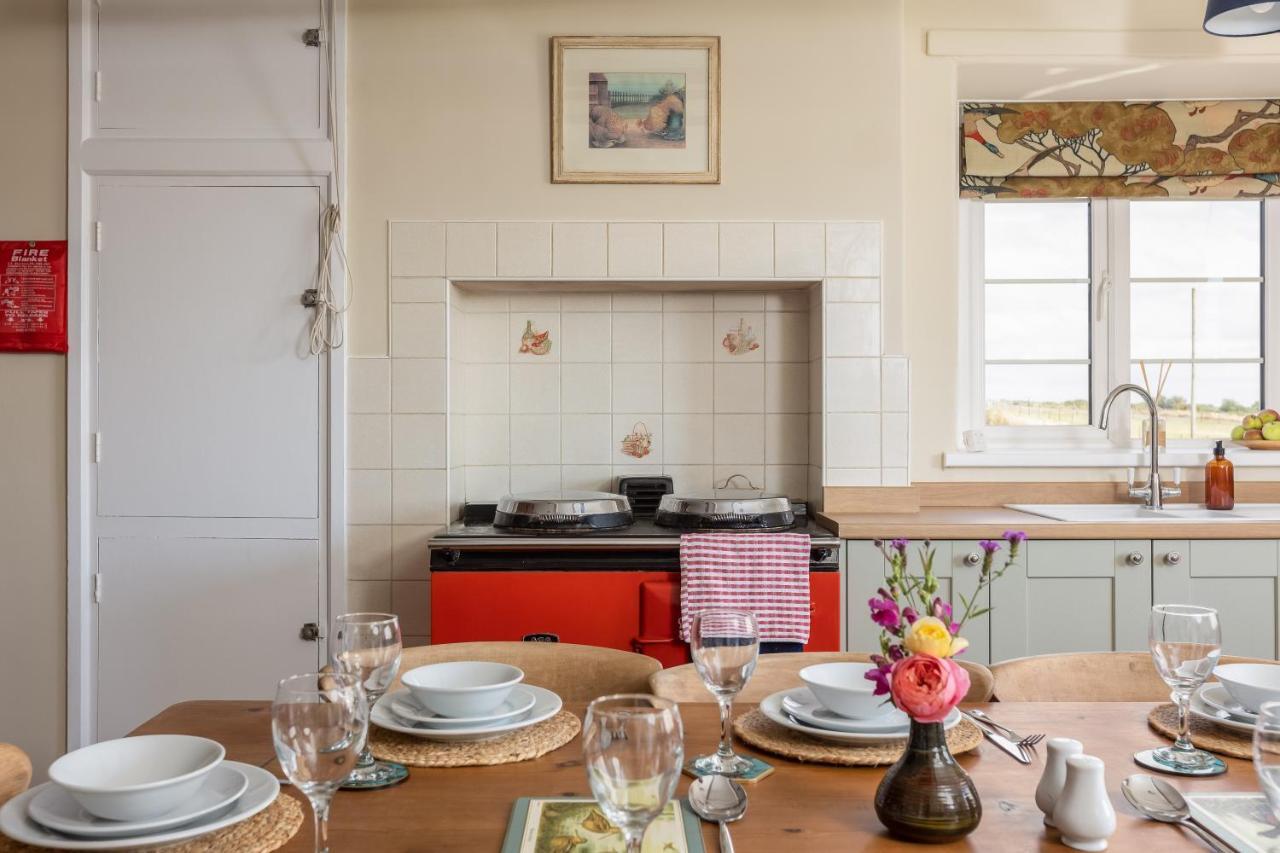 Luxury Farmhouse With Stunning Views And Hot Tub Ebberston エクステリア 写真