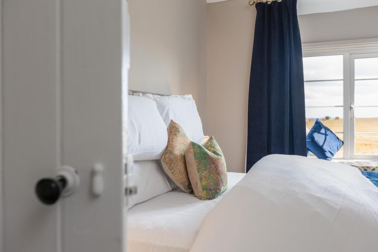Luxury Farmhouse With Stunning Views And Hot Tub Ebberston エクステリア 写真