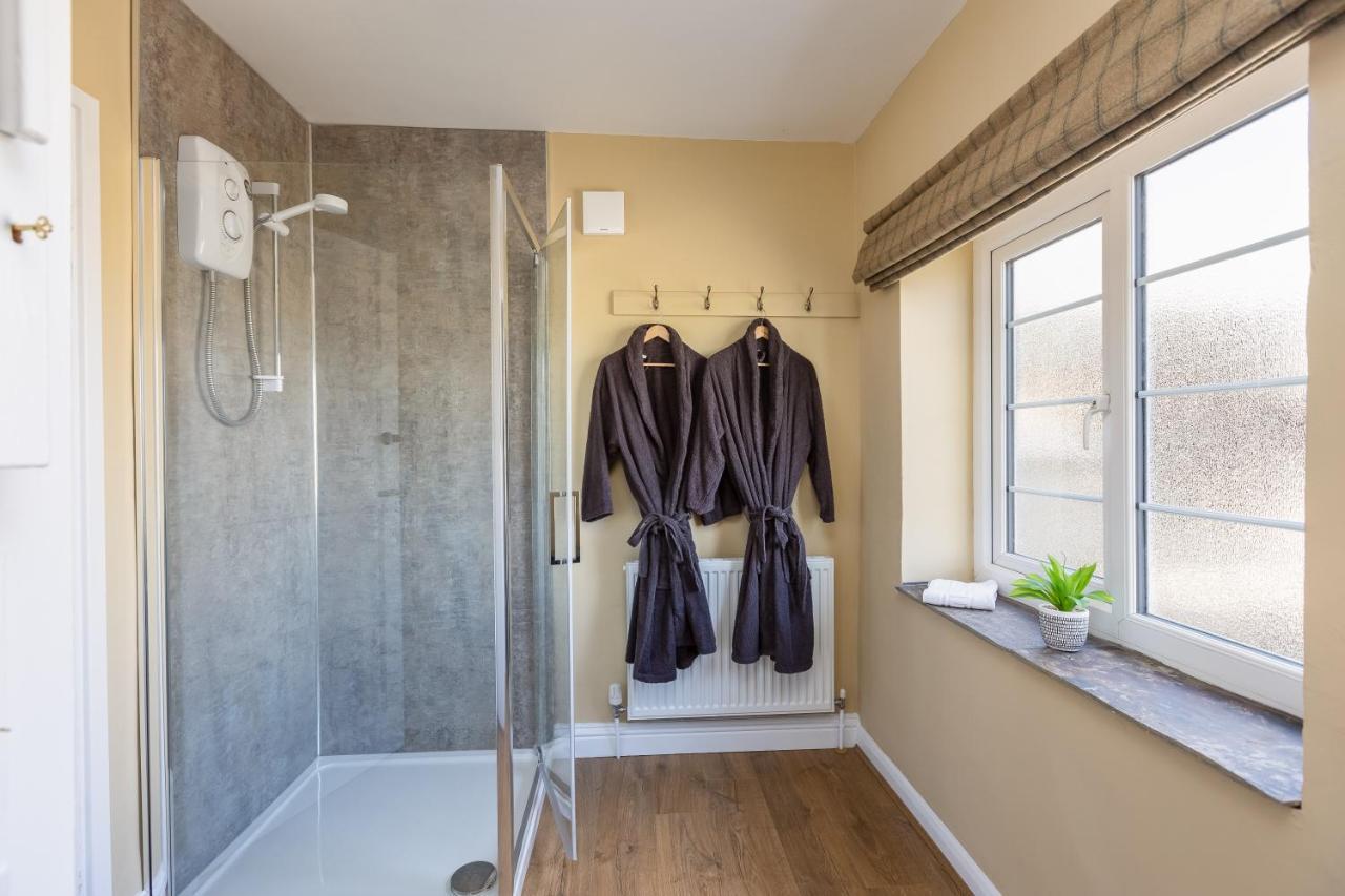 Luxury Farmhouse With Stunning Views And Hot Tub Ebberston エクステリア 写真