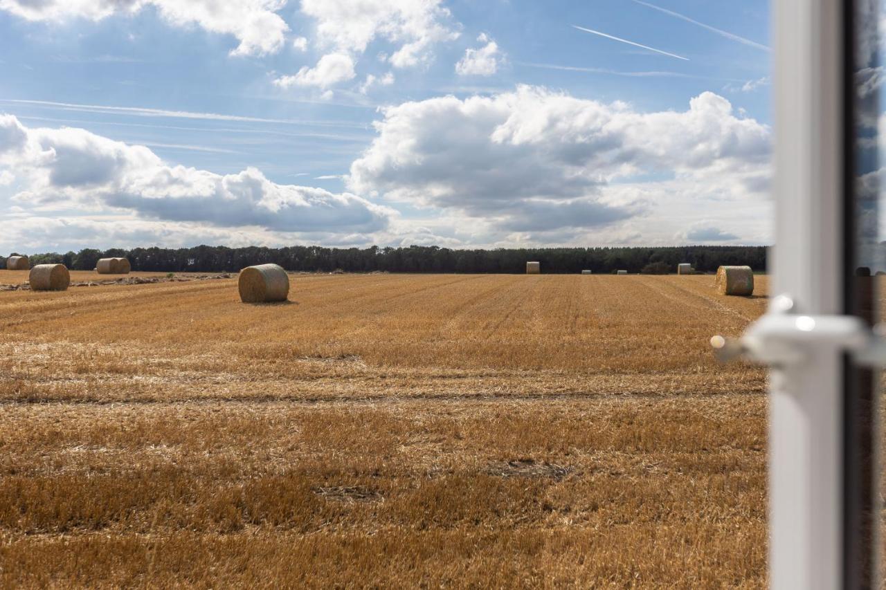 Luxury Farmhouse With Stunning Views And Hot Tub Ebberston エクステリア 写真